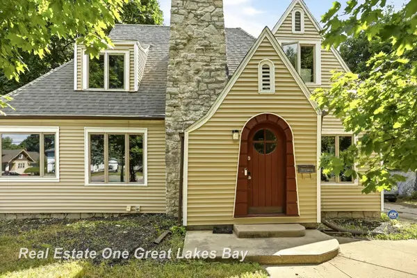 1841 Gratiot AVE, Saginaw, MI 48602