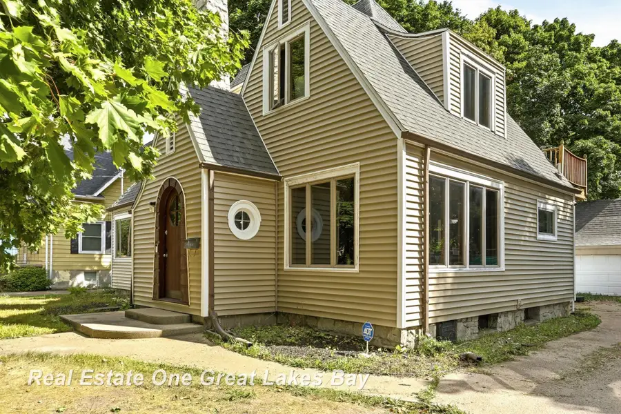 1841 Gratiot AVE, Saginaw, MI 48602 - #2