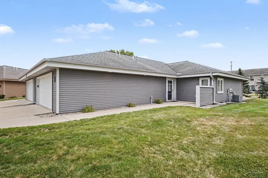 18 Sanctuary WAY, Freeland, MI 48623 - #2
