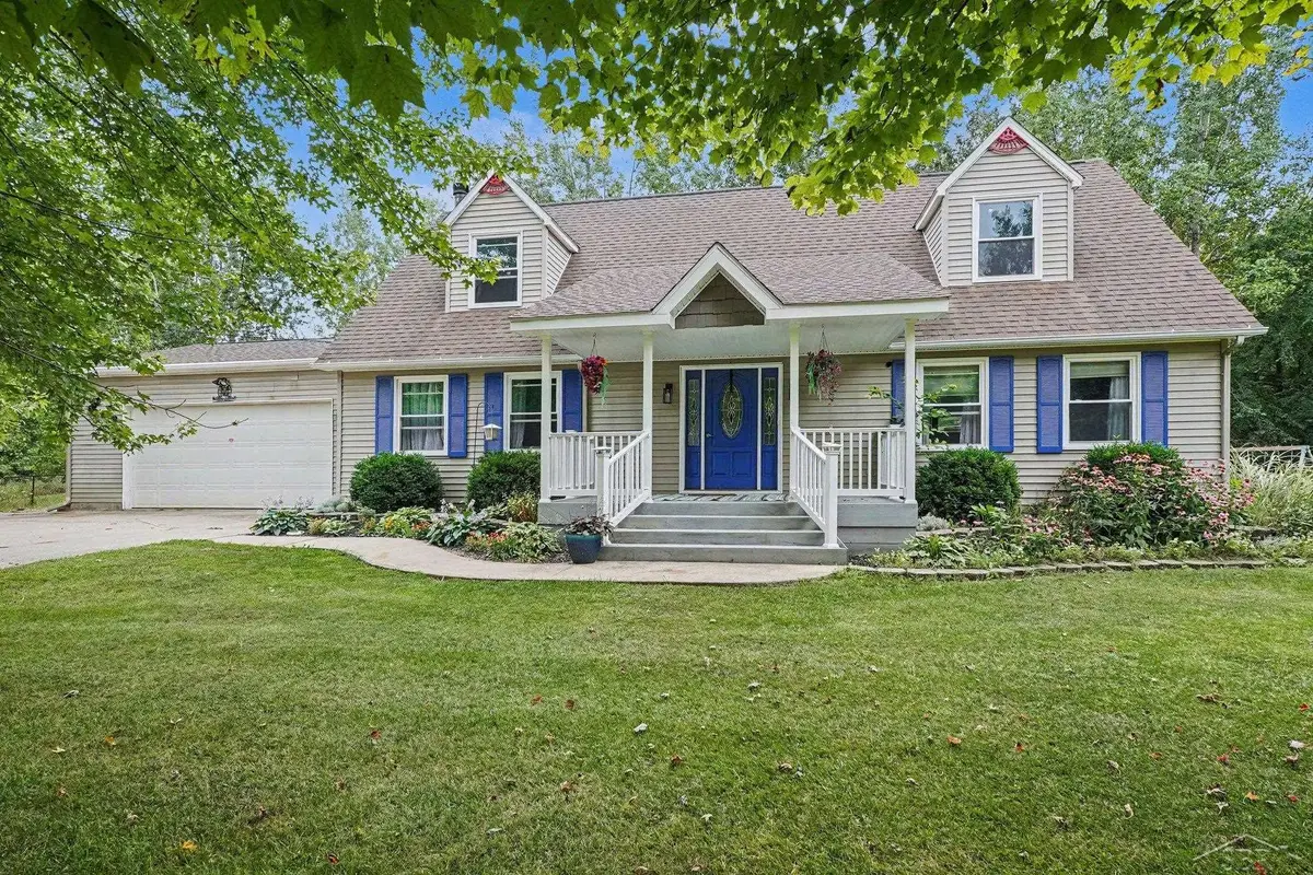 1632 E Miller RD, Midland, MI 48640 - #1