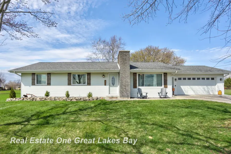 7130 Pierce RD, Freeland, MI 48623 - #2