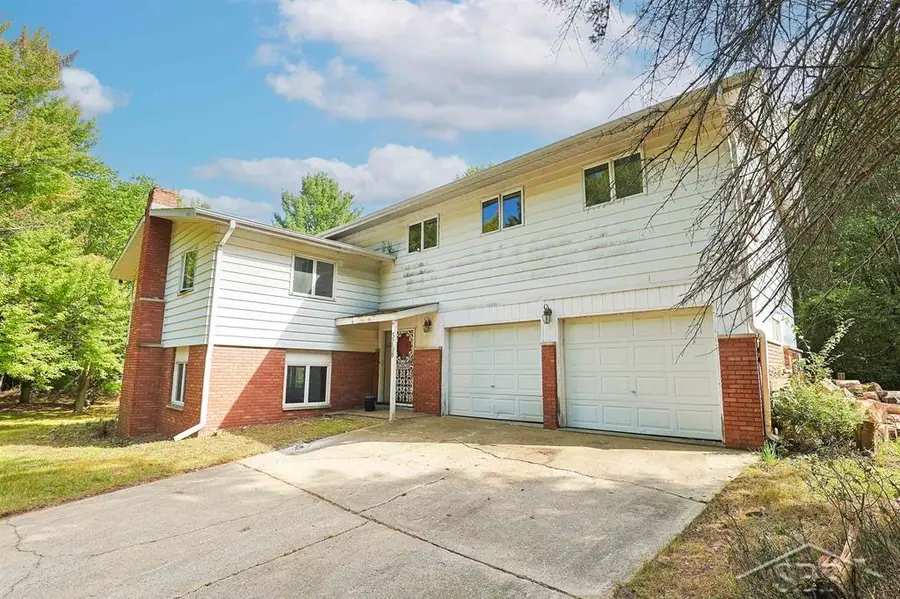 3768 E Monroe RD, Midland, MI 48642 - #3