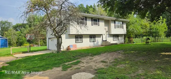 16807 OAKLEY RD, Chesaning, MI 48616