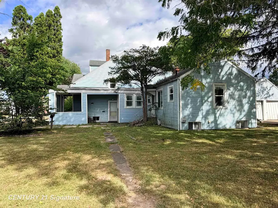 2419 State ST, Saginaw, MI 48602 - #3