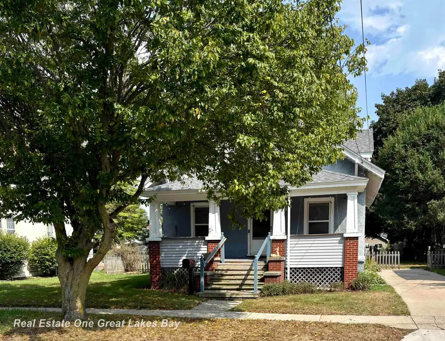 2127 3rd ST, Bay City, MI 48708 - #3