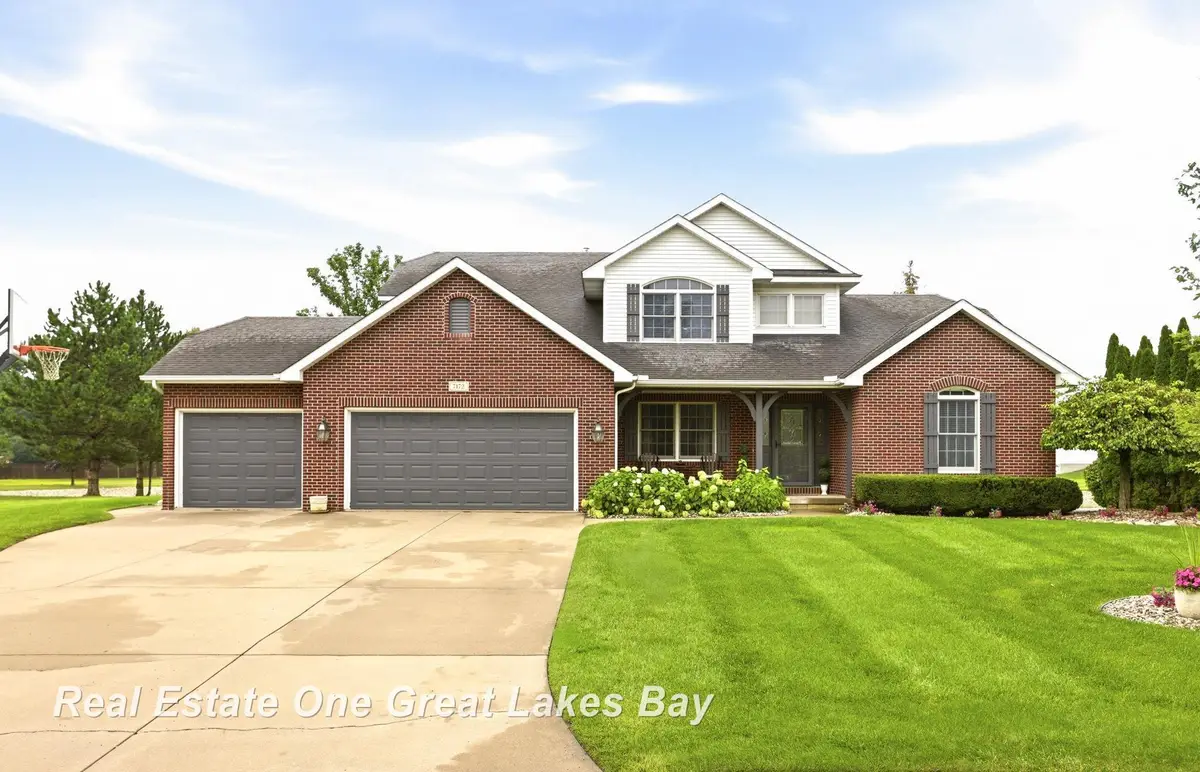 7172 Spring Lake TRL, Saginaw, MI 48603 - #1