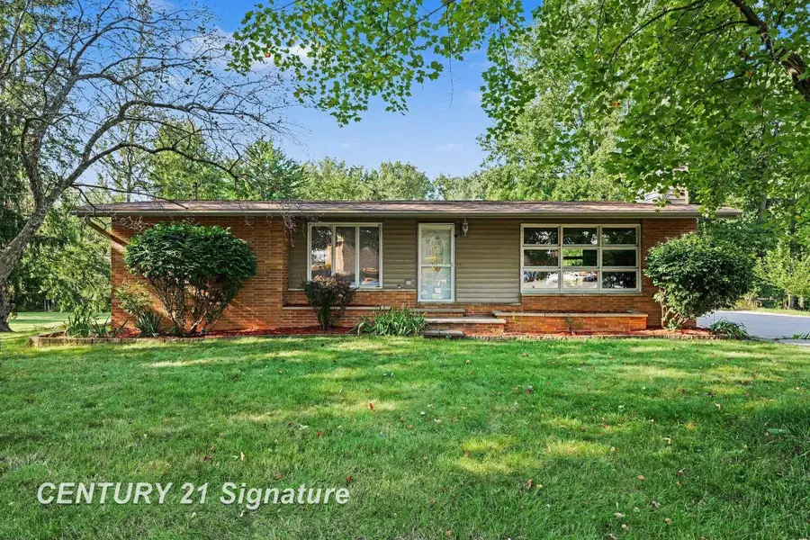 886 W Walnut, Saint Charles, MI 48655 - #2