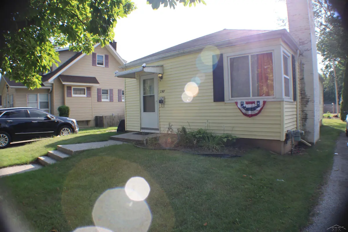 2307 N Carolina ST, Saginaw, MI 48602 - #1
