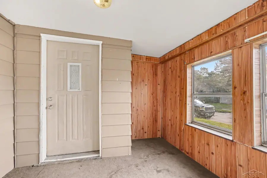 700 24th ST, Bay City, MI 48708 - #2