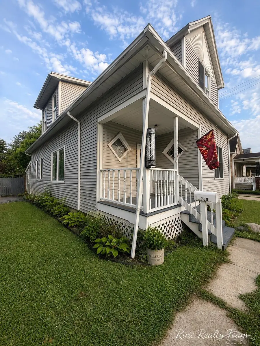 709 S Jackson ST, Bay City, MI 48708 - #2