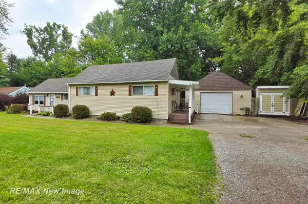 247 Sparling ST, Saginaw, MI 48609