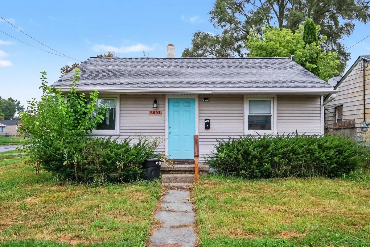 3001 Montana AVE, Flint, MI 48506 - #1
