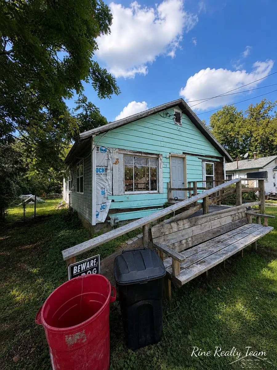 2421 Collingwood AVE, Saginaw, MI 48601 - #3