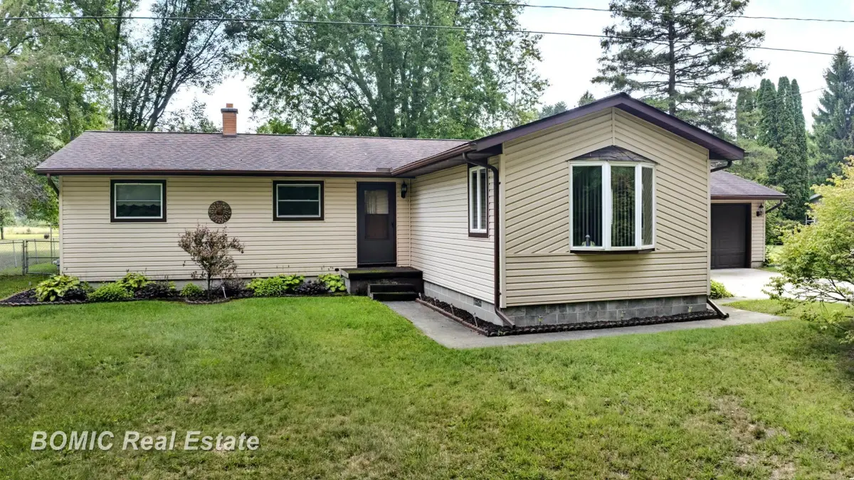 9300 Canada RD, Birch Run, MI 48415 - #1