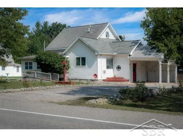 3028 W Saginaw RD, Coleman, MI 48618 - #1