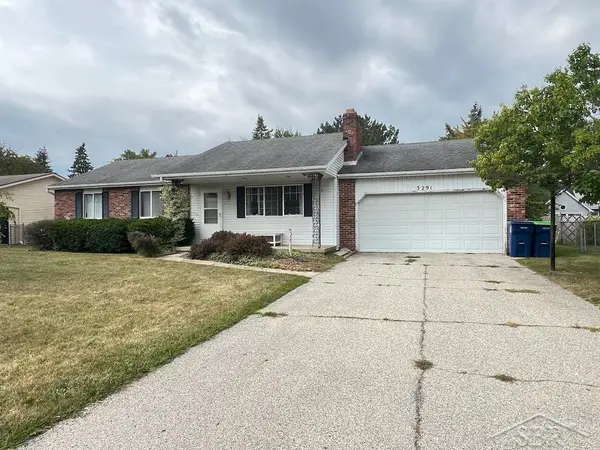 3291 Hemmeter RD, Saginaw, MI 48603
