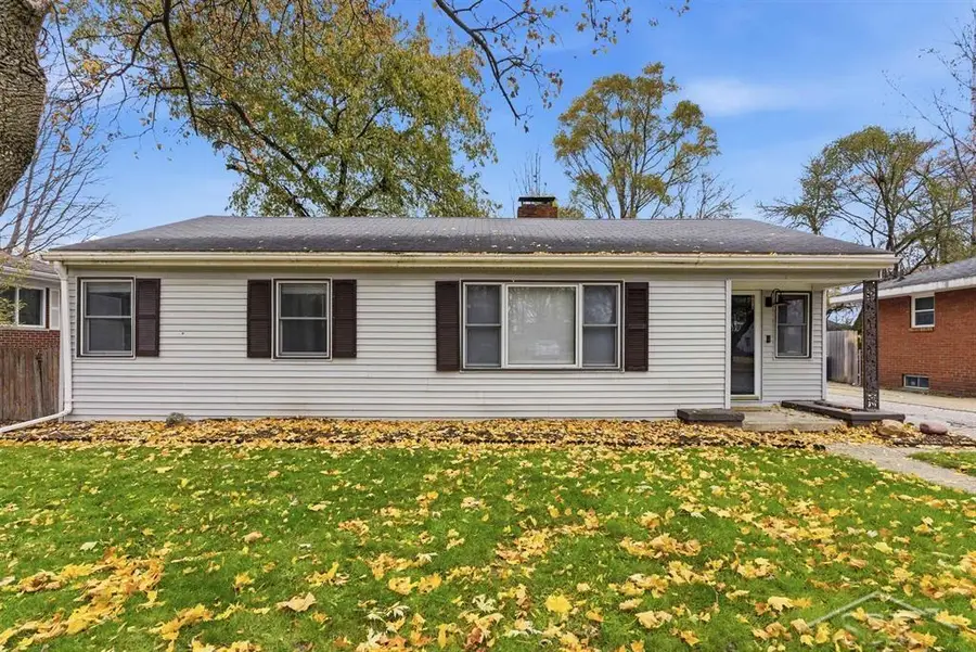 709 Maple ST, Midland, MI 48640 - #2