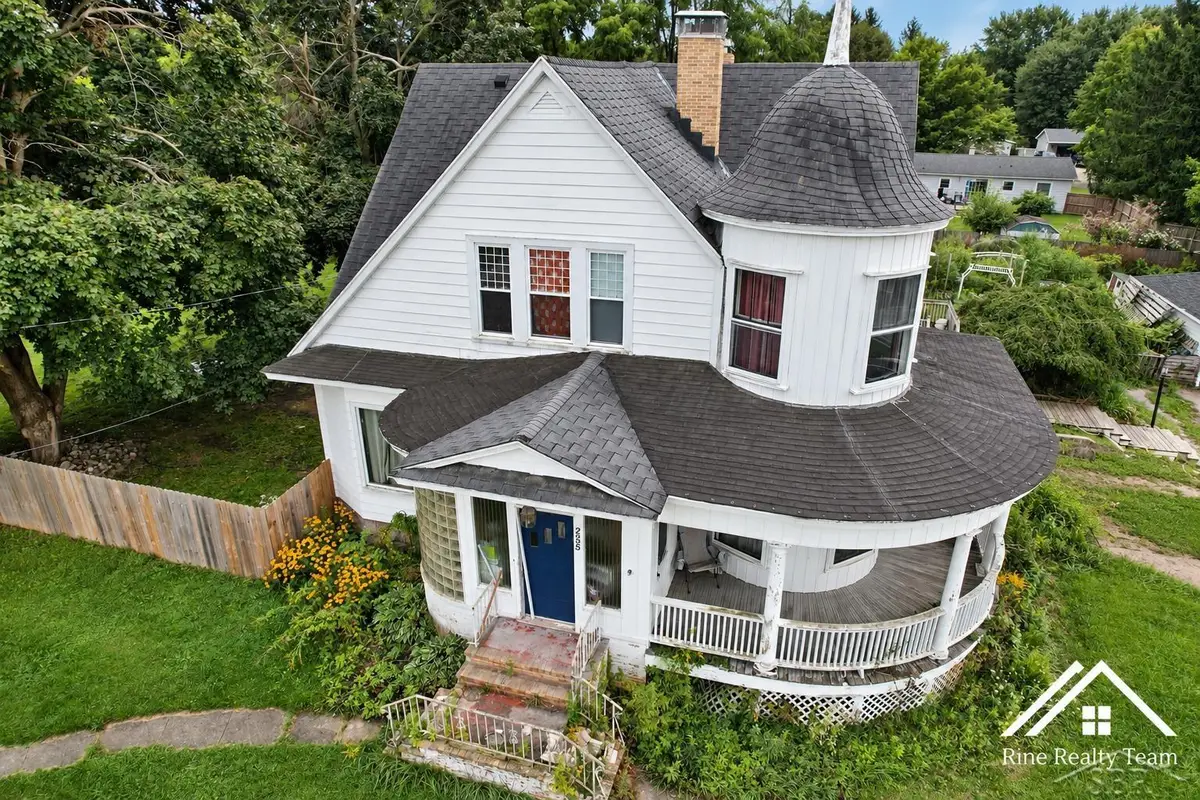 255 Logan ST, Sunfield, MI 48890 - #1