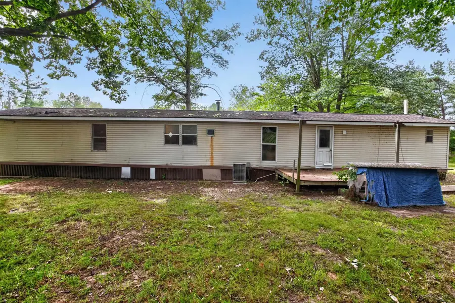4960 N Skenes RD, Sanford, MI 48657 - #3
