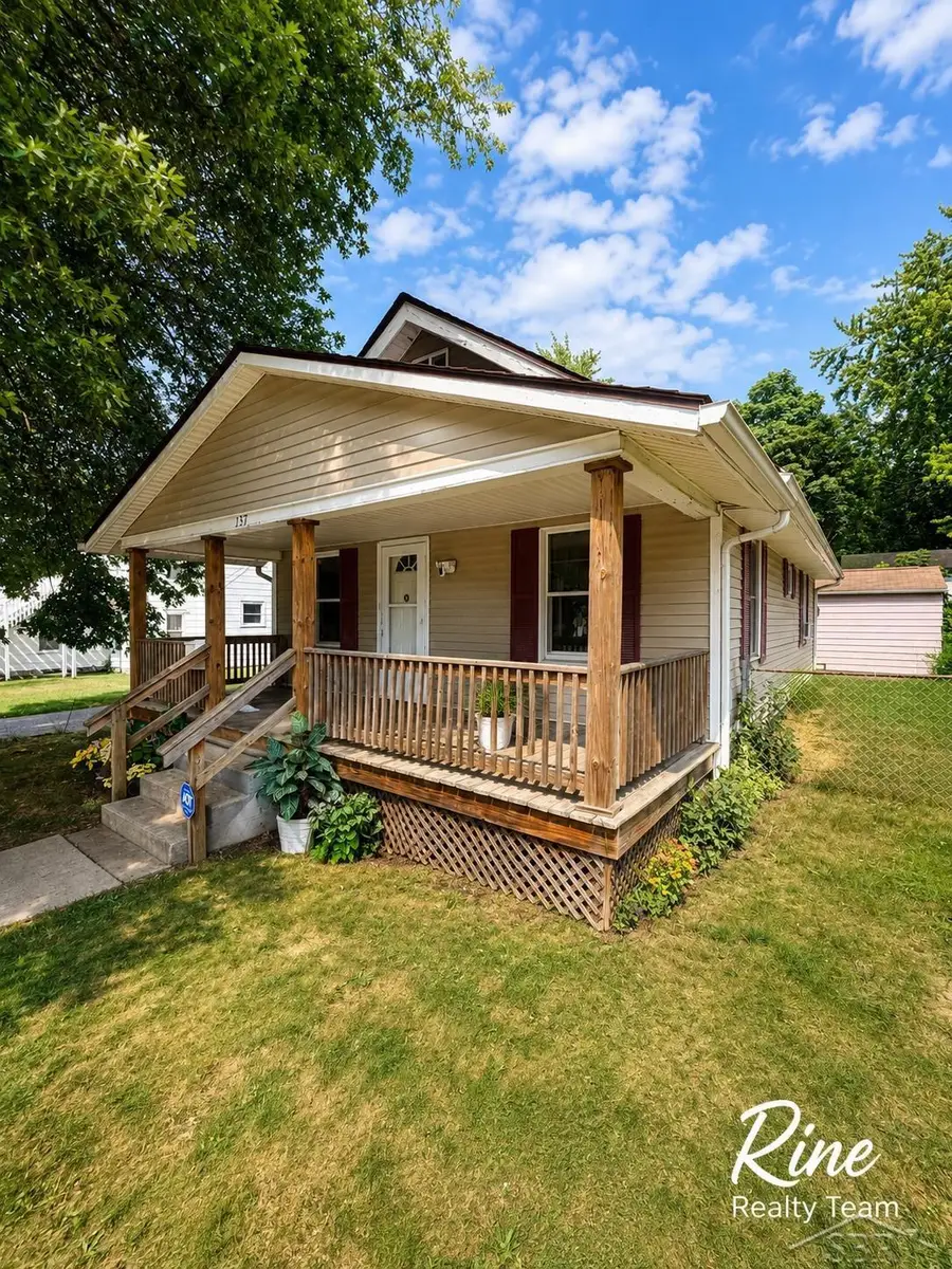 137 Meachem AVE, Battle Creek, MI 49037 - #2