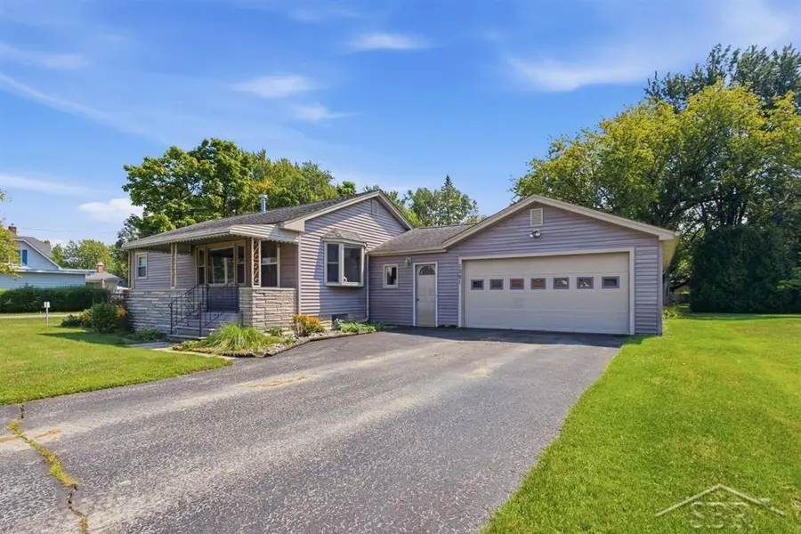 1281 W Midland RD, Auburn, MI 48611 - #2