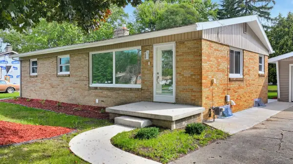 3285 Bertha DR, Saginaw, MI 48601