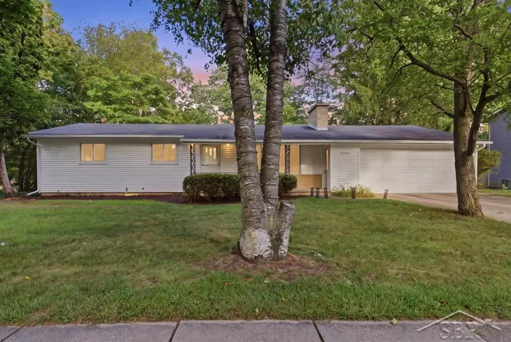 4310 Arlington ST, Midland, MI 48642 - #1