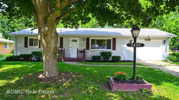 2450 Yellowstone ST, Saginaw, MI 48603