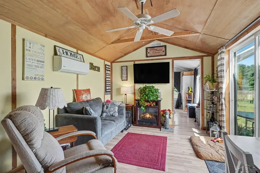 3810 N Finley Lake AVE, Harrison, MI 48625 - #2