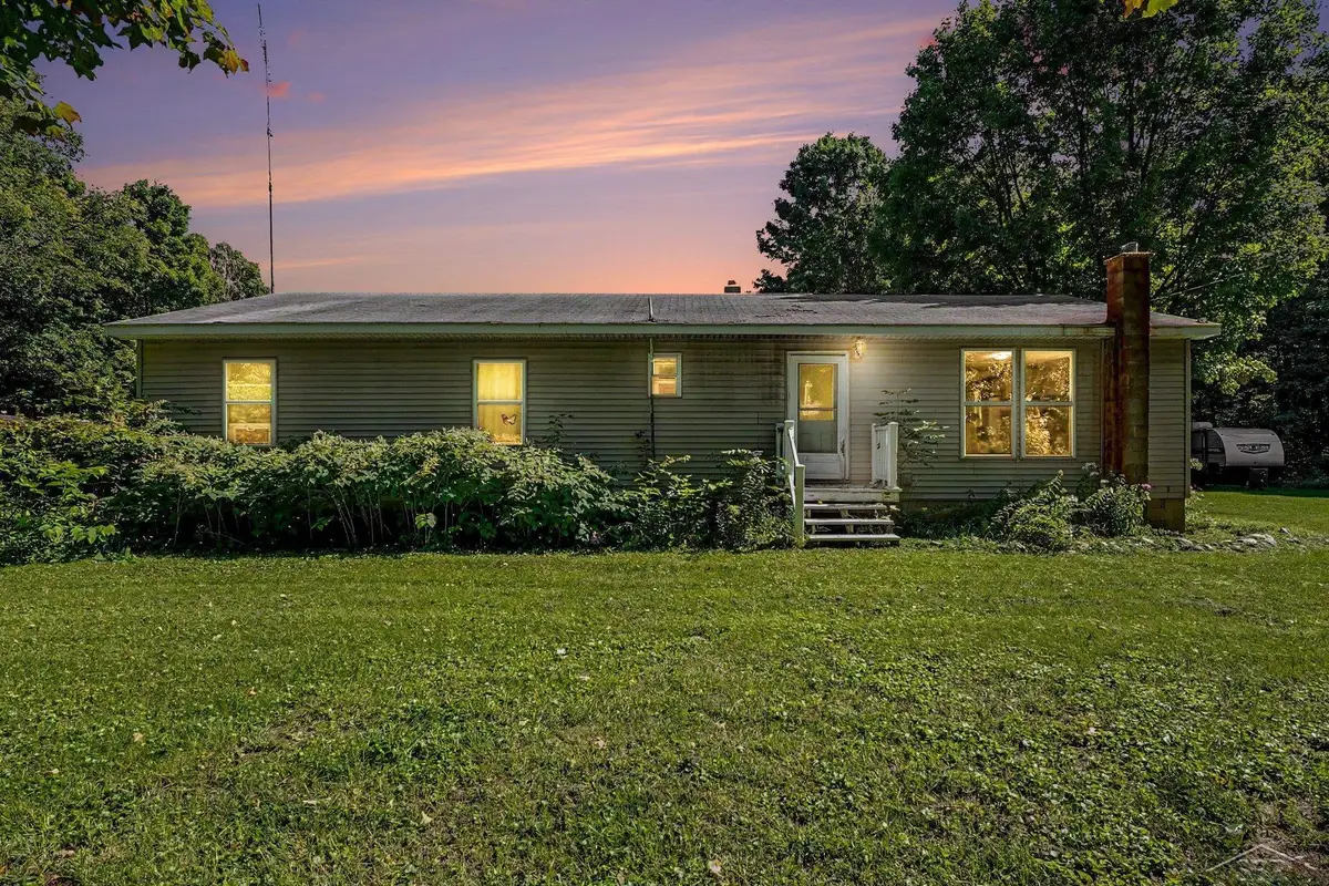 3714 N Finley Lake AVE, Harrison, MI 48625 - #1