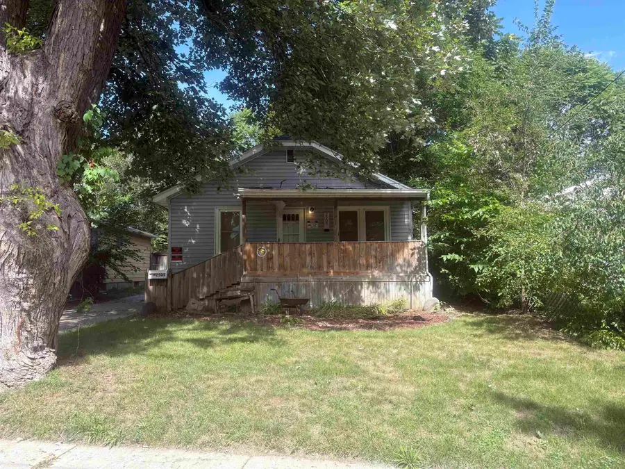 2505 Woodrow AVE, Flint, MI 48506 - #2