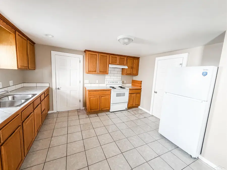 508.5 N Catherine ST, Bay City, MI 48706 - #2