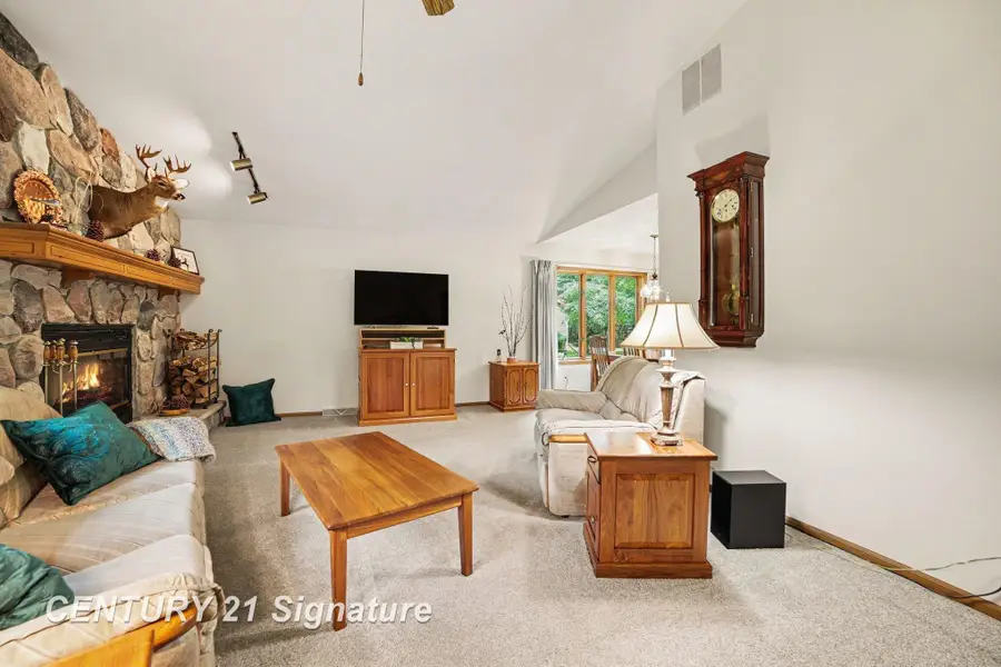 4431 S Airport RD, Bridgeport, MI 48722 - #3