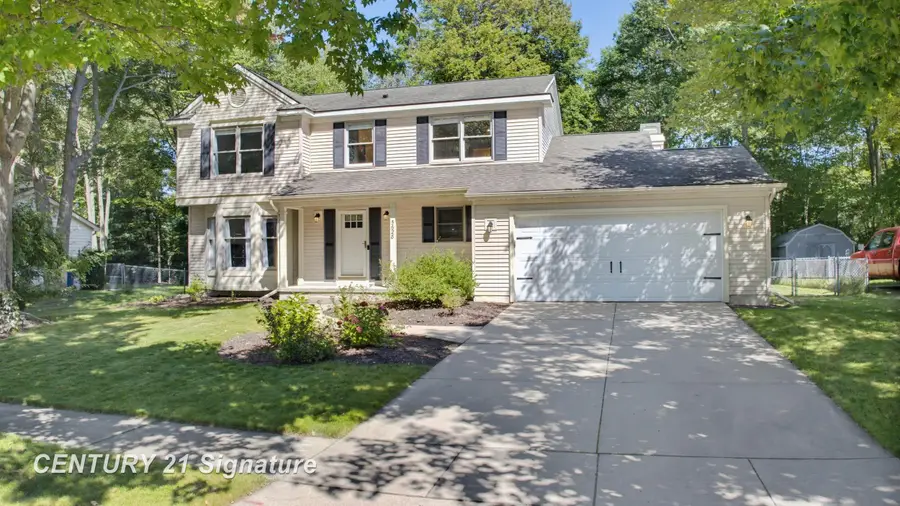 5628 Bloomfield DR, Midland, MI 48642 - #2