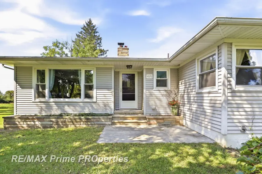 4878 Cottrell RD, Vassar, MI 48768 - #2