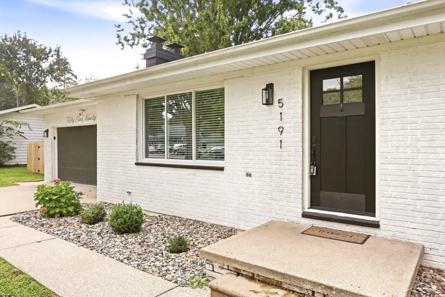 5191 Clara DR, Saginaw, MI 48638 - #3
