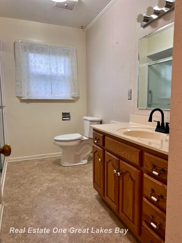 1309 Leo ST, Saginaw, MI 48638