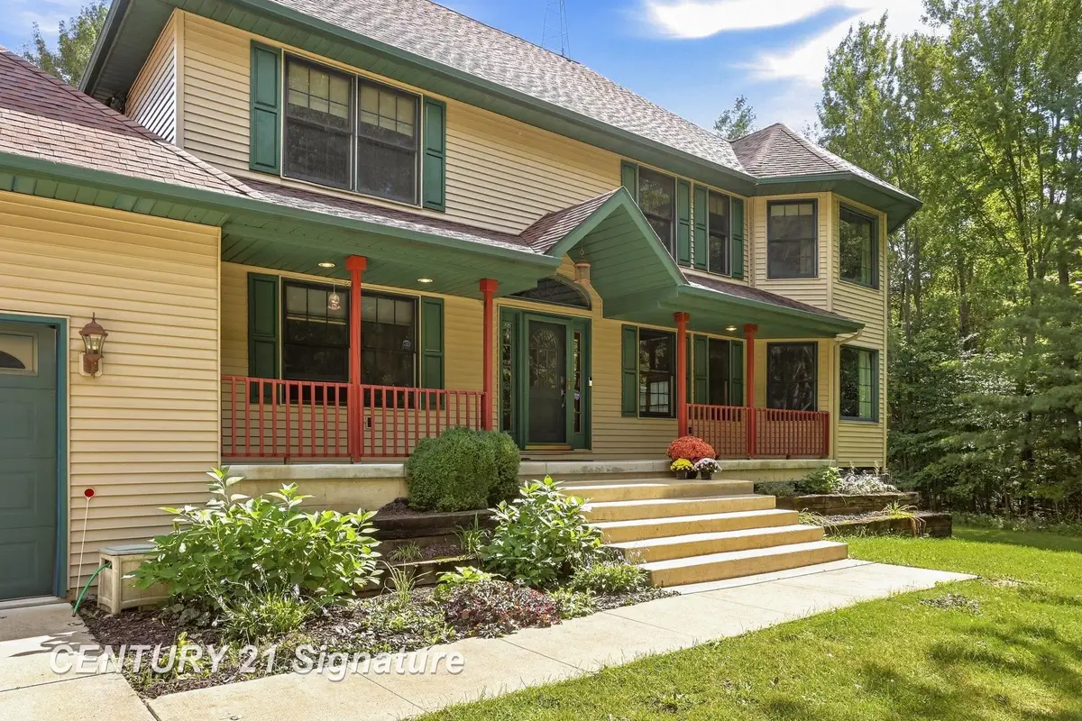 4090 N Fordney RD, Hemlock, MI 48626 - #1