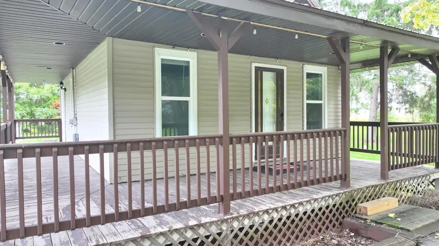 1411 Chesaning RD, Saint Charles, MI 48655 - #2