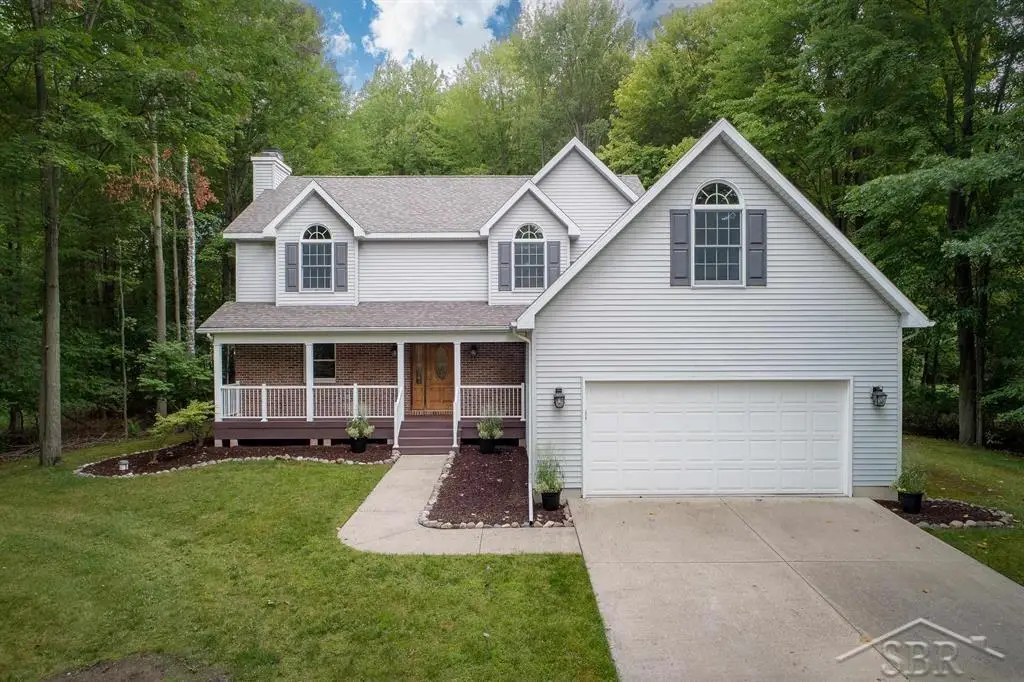 3887 E Tupelo DR, Midland, MI 48642 - #1