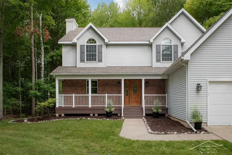 3887 E Tupelo DR, Midland, MI 48642 - #3
