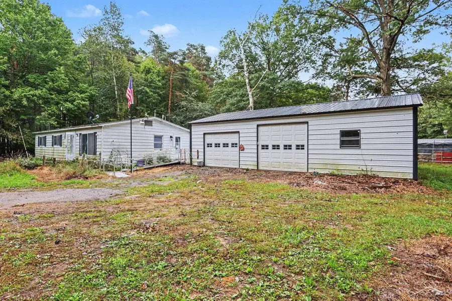 18287 Nelson RD, Fremont, MI 48655 - #2
