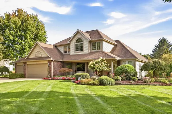 699 Meadow LN, Frankenmuth, MI 48734