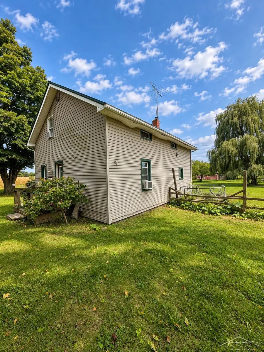1751 W Card RD, Hillsdale, MI 49242 - #3