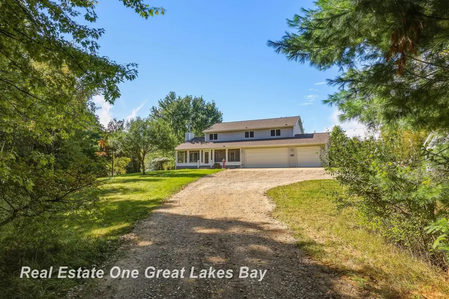4364 Sheridan RD, Vassar, MI 48768 - #3