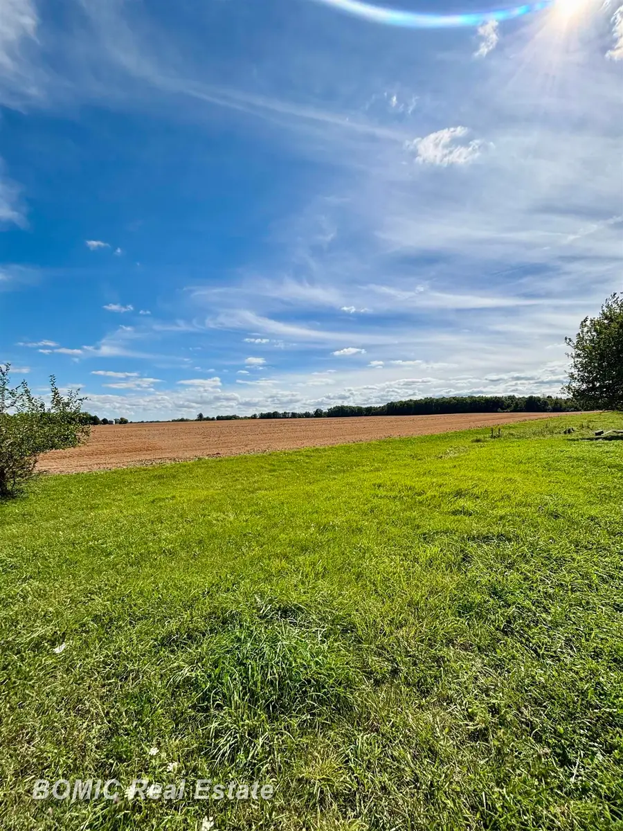 4160 Elmwood RD, Ellington, MI 48726 - #2
