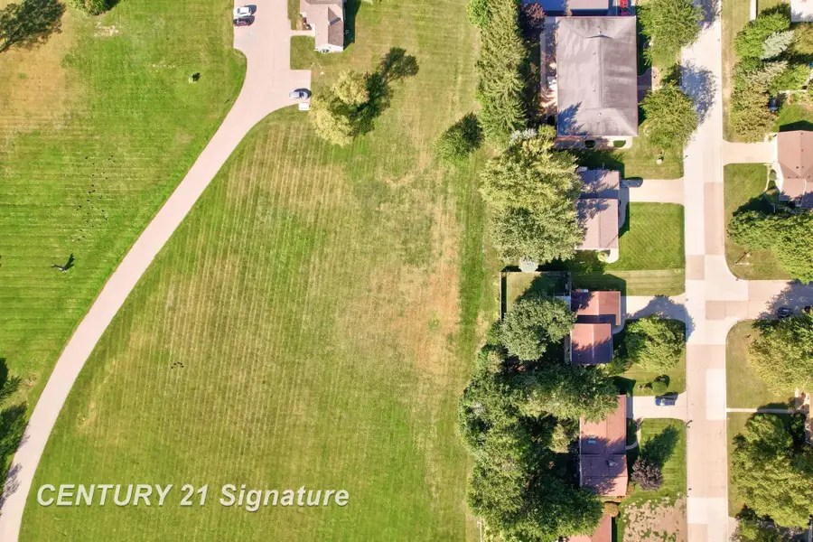 4925 Century DR, Saginaw, MI 48638 - #2