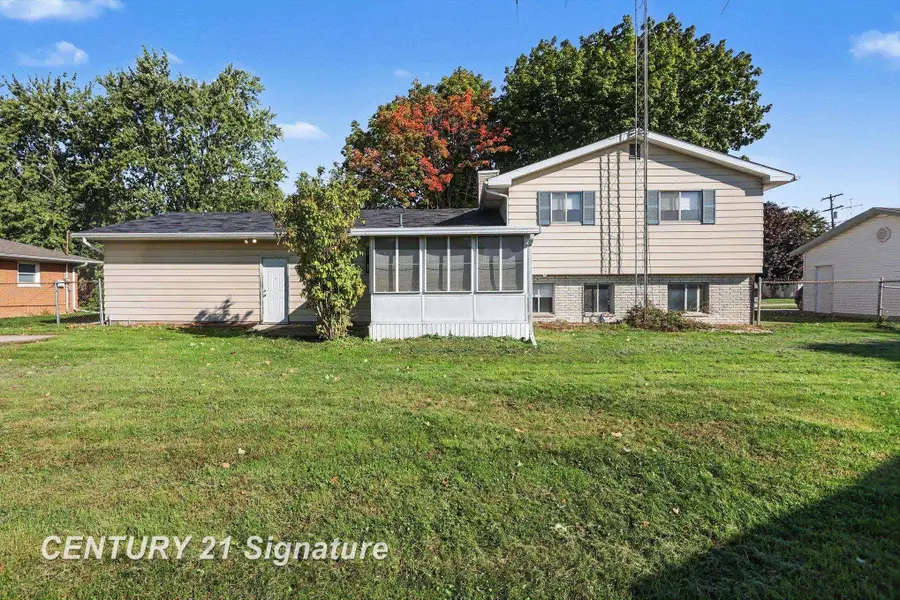 811 Doro LN, Saginaw, MI 48604 - #2