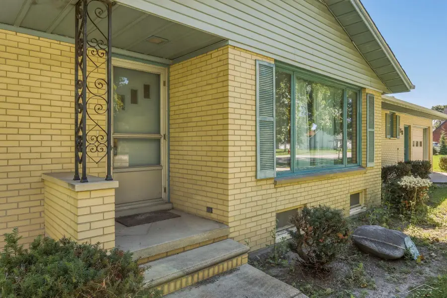 58 N Beck ST, Sebewaing, MI 48759 - #2