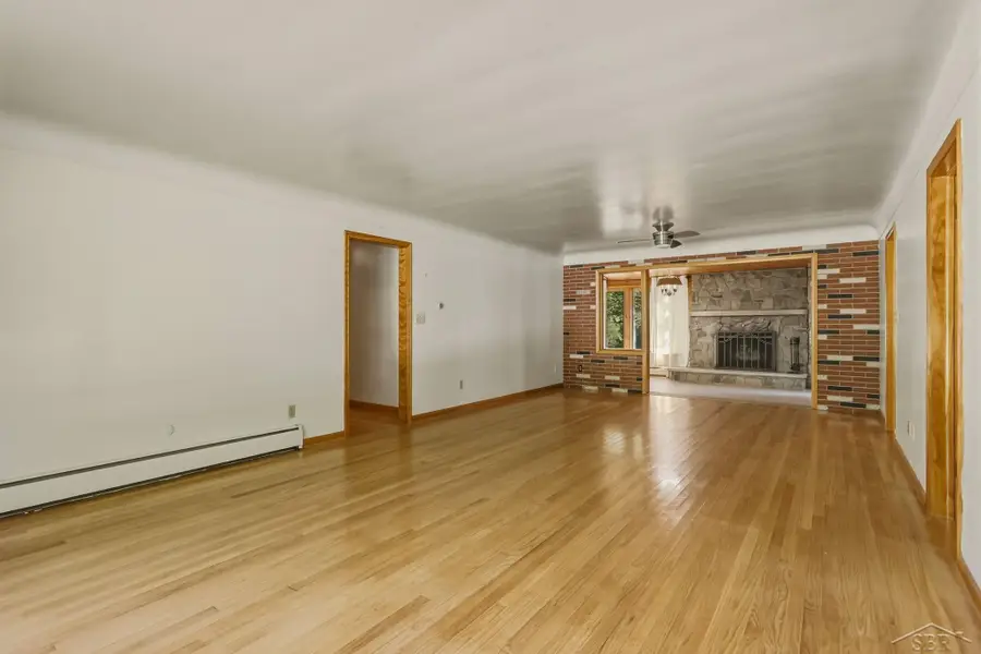 58 N Beck ST, Sebewaing, MI 48759 - #3